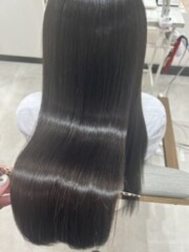 アンジュール 鹿児島中央店(UNJOUR.) 20代、30代、40代/髪質改善トリートメント