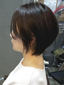 クレメント サロン ブル(Clement Salon Bull) 【松戸BULL】サロンスタイル☆柔らか丸みショート