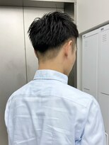 ビューナゴヤ 名駅(VIEW NAGOYA)&nbsp;メンズ/サーフカール/刈り上げセンターパート/波巻きツイスパ