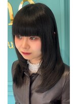 ルネシミズ(Rune shimizu)&nbsp;ぱっつん前髪×レイヤーカット