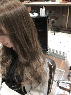 リバレッジ 広尾(Leverage) 大人モードとろみイルミナカラーモテヘア