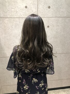 ヘアサロン ドットプラス 町田店(dot. plus) アッシュグレー×グラデーション［町田］