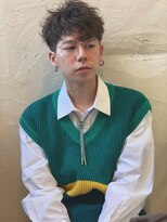 アットラブ バイ ベル(at'LAV by Belle)&nbsp;くせ毛風パーマ×ショートツーブロックマッシュ