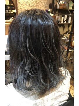 ヘアー クリエイト カルバリ(HAIR CREATE Calbari) ハイライトグレーアッシュ