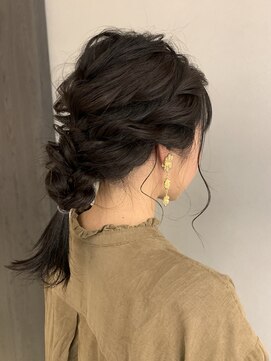 ウノプリール 茶屋町店(unopulir) ダークベージュのツヤカジュアルアレンジ