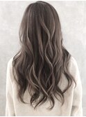 【iIIL hair lounge】ベージュグレージュ ハイライト