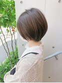 丸みショートボブ×オリーブアッシュ