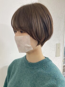 エリマ 調布(elima) 丸みショートボブ ピンクベージュ  イルミナカラー 20代30代