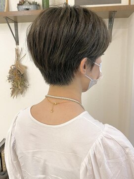 ベック ヘアサロン(BEKKU hair salon) クールだけど女性らしい☆ハンサムショート
