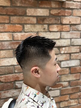 ヒロギンザバーバーショップ 丸の内店(HIRO GINZA BARBER SHOP) ビジネススキンフェード
