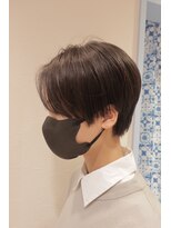 リベルタ(Re:berta)&nbsp;ジェンダーレス韓国風センター分けハンサムショート20代30代40代