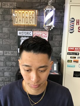 サカモト(SAKAMOTO) スキンフェードスタイル