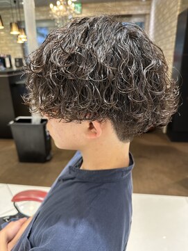 アース 新越谷店(HAIR&MAKE EARTH) メンズカット＋波巻きパーマ