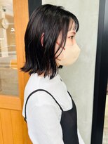 ナウアズ(now as.)&nbsp;黒髪でも抜け感・可愛く☆ぱつっとミディ【シン】