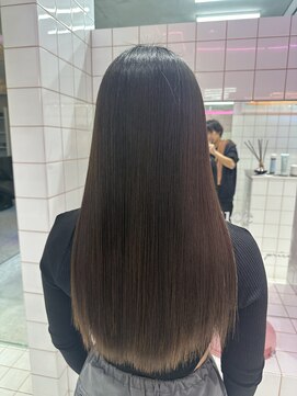 ロンドルーチェ 心斎橋(Lond luce) ダークアッシュ/ミディアムレイヤーカット［髪質改善/縮毛矯正］