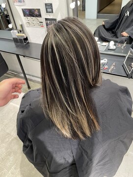キング 高槻(K!ng) 縮毛矯正髪質改善ハイライトレイヤーカット高槻美容室エクステ