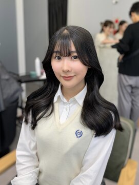 シェス 梅田茶屋町(shes) 韓国風ヨシンモリヘア/アリサ