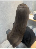 リル(LiLu) 透明感グレージュカラー
