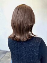 ウォーターリリー(Water Lily)&nbsp;大人かわいい外ハネミディ×モカベージュ