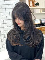 ロマーリ(LOMARLIE)&nbsp;ロングレイヤー/韓国レイヤー/ワンホンレイヤー/顔周りレイヤー