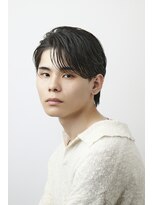 ブラック(BLACK)&nbsp;シャギーセンター/Men'sHair/リバースセンターパート/表参道