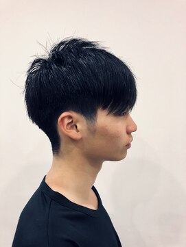 エイト(8 eit) 8eit 前下がりメンズショート