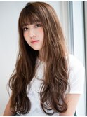 甘めフェミニンカールロング×ぱっつん透けバング