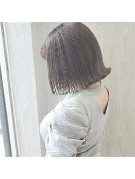 タブーセントラル(TABOO Central) 透明感がおしゃれ☆ミルクティーグレージュ×切りっぱなし