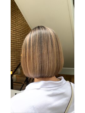 ラフ 難波店(LAFF) #黒髪#ボブルフ#ネビージュ#小顔#ワンレン