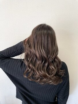 ヘアハウス ルアナ(Hair House Luana by NYNY) アッシュグレージュハイライト☆