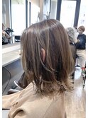 大人のくすみベージュ 出合