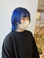 ルッツ(Lutz. hair design)&nbsp;ブルー×顔まわりレイヤー【千代田彩夏】