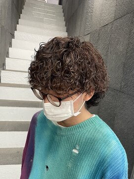 アクルヘアーバイテソロ(AKUR hair by tesoro) プードルパーマ