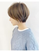 大人可愛い前髪ありのひし形マッシュショートパーマ３0代４0代