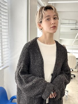 モホーク(MOHAWK) blonde, layer, gradation roots