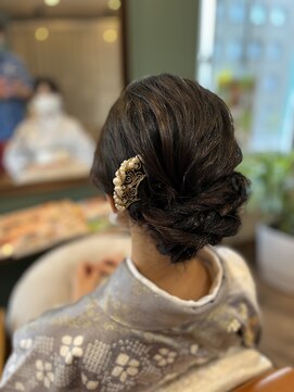 ラテルネ 名駅店(Laterne) 結婚式/お呼ばれヘア/着物/低めシニヨン/ルーズ/まとめ髪/