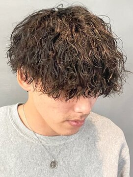 バース バイ ハピネス(BIRTH by happiness) 奈良縦落ちツイストスパイラルパーマ