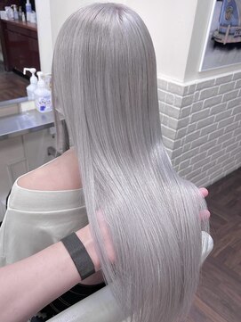 ロウル 渋谷(LOWRL) シルバーロング/ブリーチ/エクステ