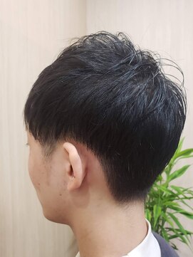 もとつぐ(一胤) メンズ刈り上げマッシュstyle