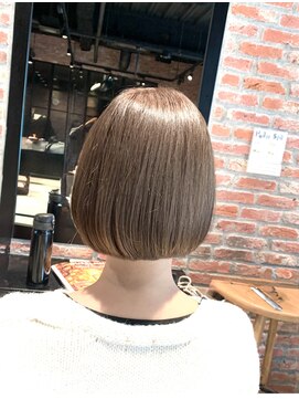 オーガニック アトリエ 大宮(organic+atelier) 大人可愛いダブルカラーパープルブラックミニウルフ丸みショート