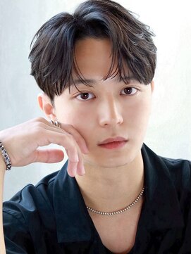 アズ ワン(AS ONE) 韓国ヘアコンマバング韓国マッシュセンターパートフェザーパーマ