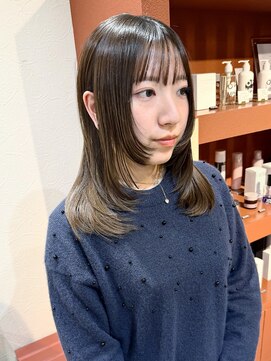 レス 伏見(LESS) [LESS 伏見/丸の内/栄/名古屋]ぱつっとレイヤーカット★浅田