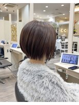 ワイスラッシュジングウ(Y / JINGU)&nbsp;ボブショート/束間/透け感/ミニマル/垢抜け