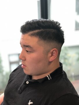 ヘアーラウンジ アルテ(hair lounge arte) 外国人風スキンフェード+剃り