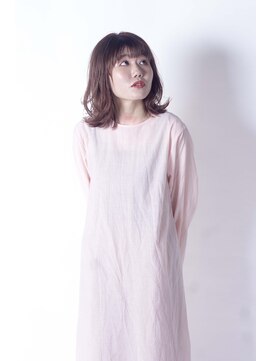 ハコ(haco) ミディアムレイヤー×ヌーディーカラー