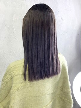 アイティーバイアルバム 藤沢店(IT by ALBUM) ダークカラー_フェザーバングマッシュショート_ba321051