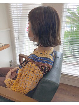 レジスタヘアーワークス (REGISTA hair works) ハイライトでミルクティーグレージュ×oilのみボブヘア