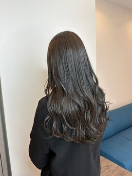 ネウィ 八王子(newi) ロングブルーブラック/韓国風くびれヘア