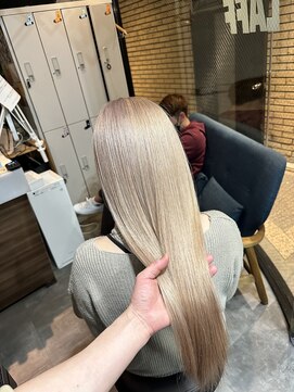 ラフ(LAFF) #ショコラアッシュ#ヘルシースタイル#ふんわりカール