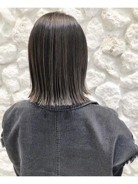 モアナバイヘッドライト 曽根店(Moana by HEADLIGHT) Moana【豊中曽根】#バレイヤージュ#アッシュ#切りっぱなしボブ